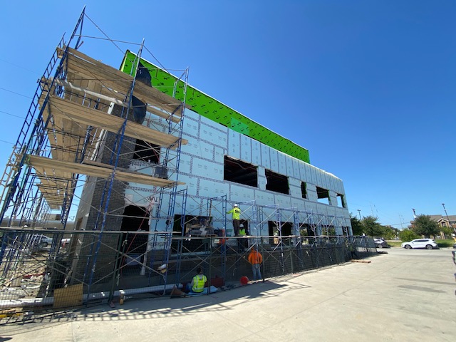 Exterior work on Chambers B Building in Fort Worth