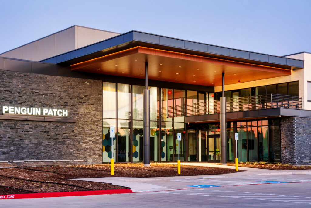 General contractor for industrial warehouse and office building