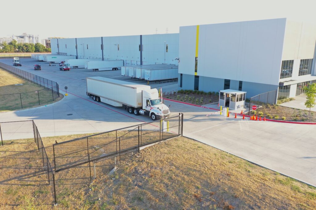 Semi truck entering Ryder facility in Haltom City, Texas
